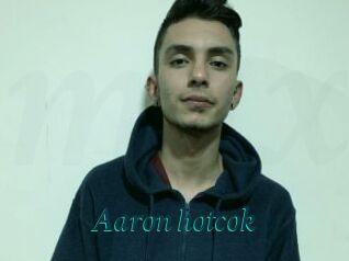 Aaron_hotcok_