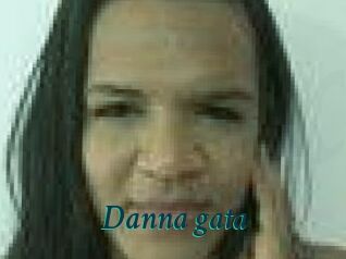 Danna_gata