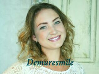 Demuresmile