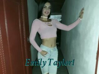Emily_Taylor1 Maxi Top Sexe