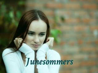 Junesommers