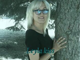 Leyla_kiss