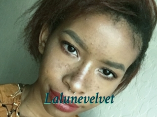 Lalunevelvet