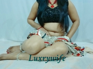 Luxrywife