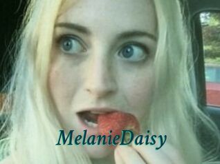 Melanie_Daisy