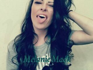 Melanie_Mack