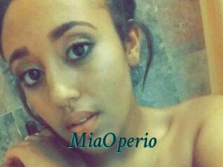 Mia_Operio