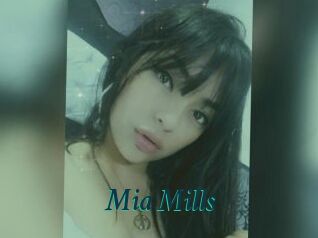 Mia_Mills