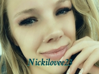 Nickilovee23