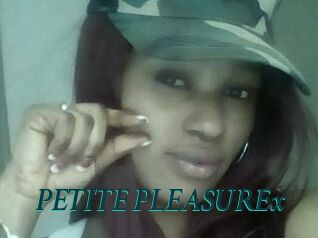 PETITE_PLEASUREx