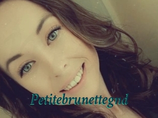 Petitebrunettegnd