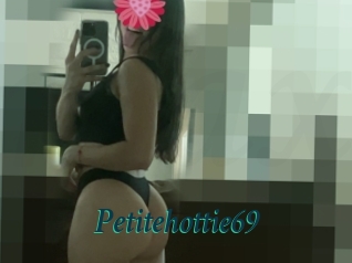 Petitehottie69