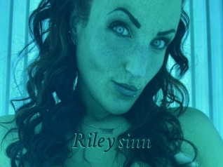 Riley_sinn