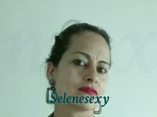 Selenesexy