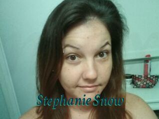 Stephanie_Snow