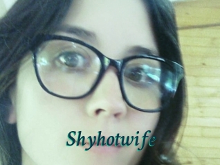 Shyhotwife