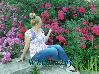 WhiteLadyy